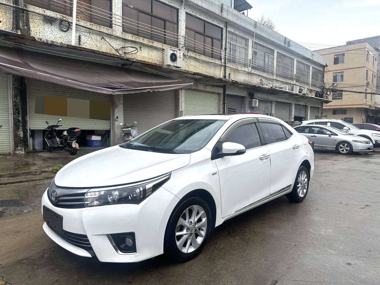 Toyota Corolla 1.8L CVT GLX i