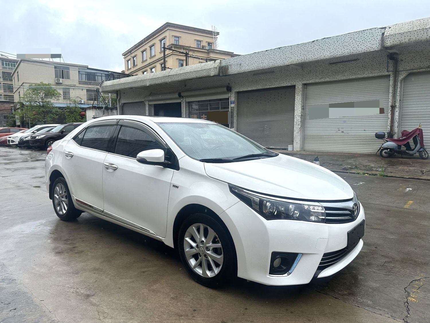 Toyota Corolla 1.8L CVT GLX i