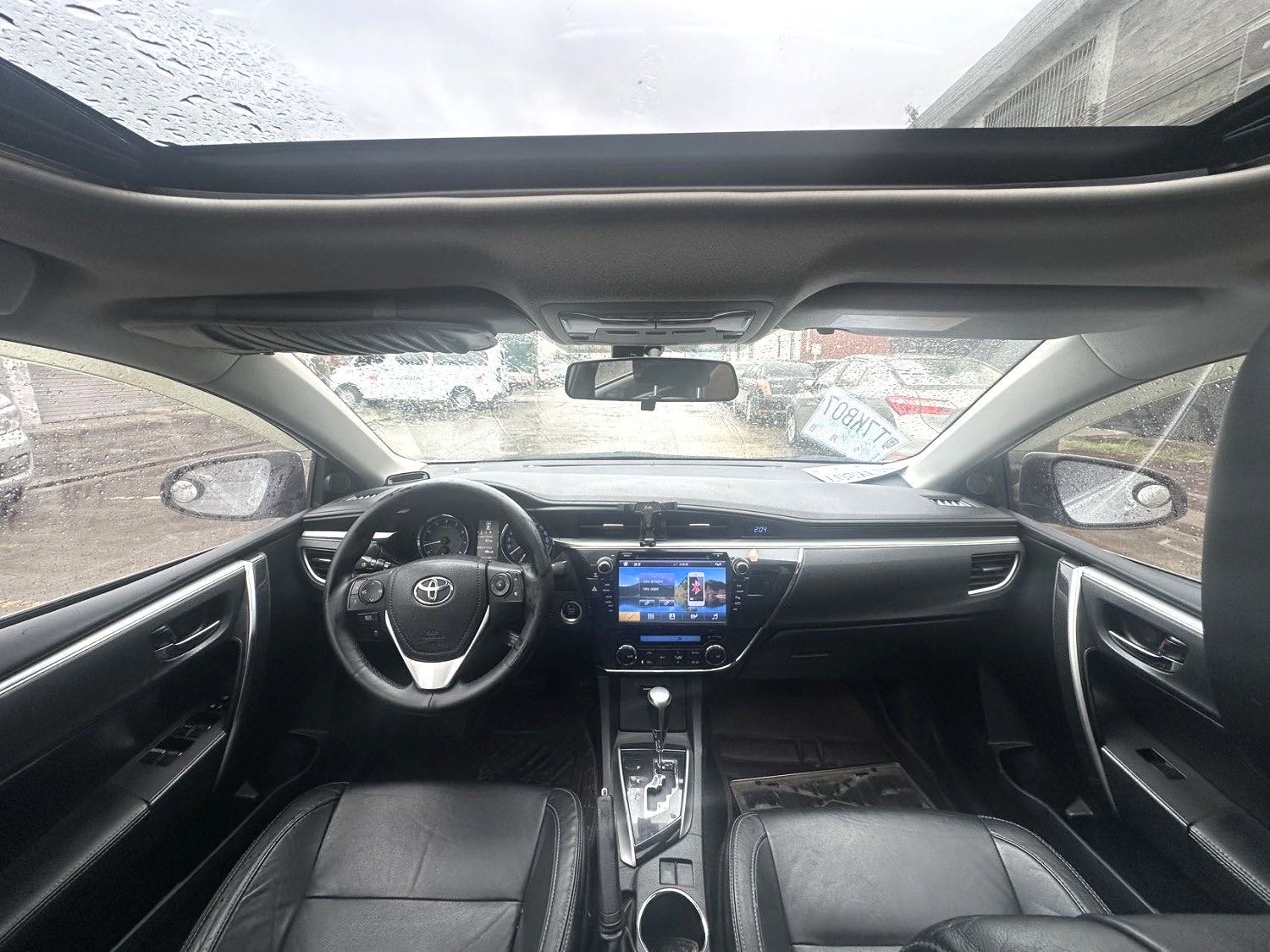 Toyota Corolla 1.8L CVT GLX i