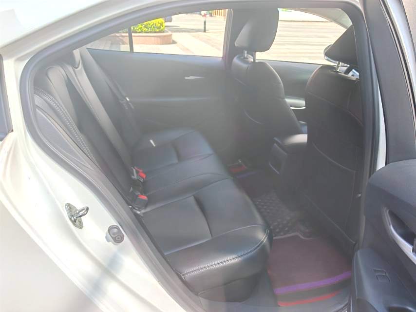 Toyota Corolla Hybrid 1.8L E CVT GL i