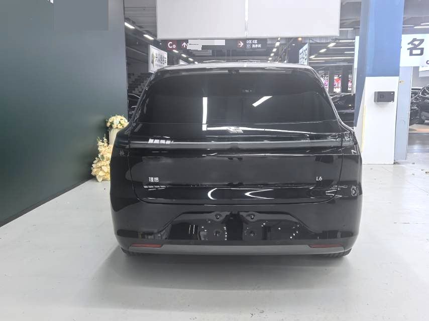 Li Auto L (литр) 6 Pro