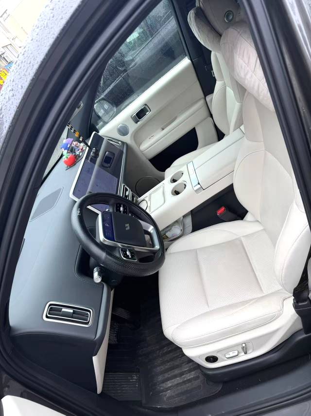 Li Auto L (литр) 6 Pro