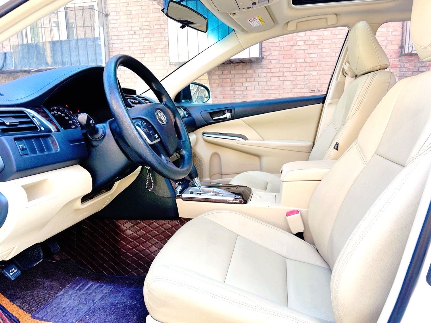 Toyota Camry 2.0E Elite