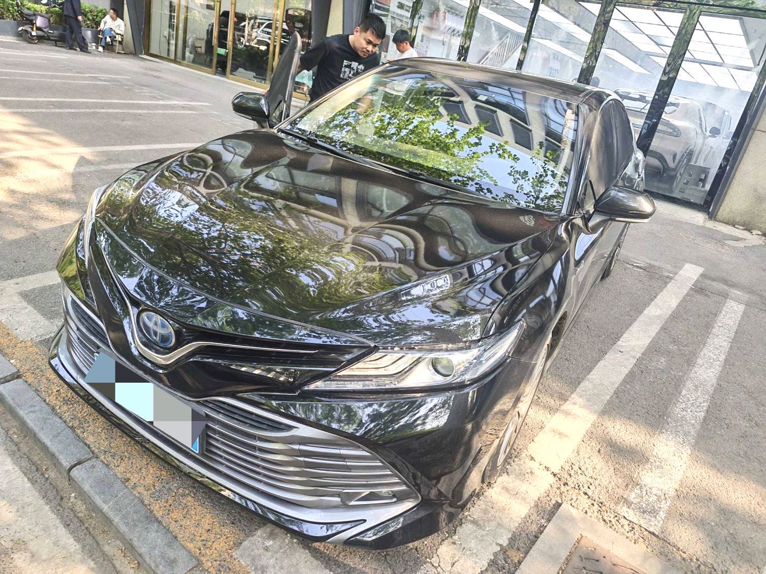 Toyota Camry Hybrid 2.5HG Luxury