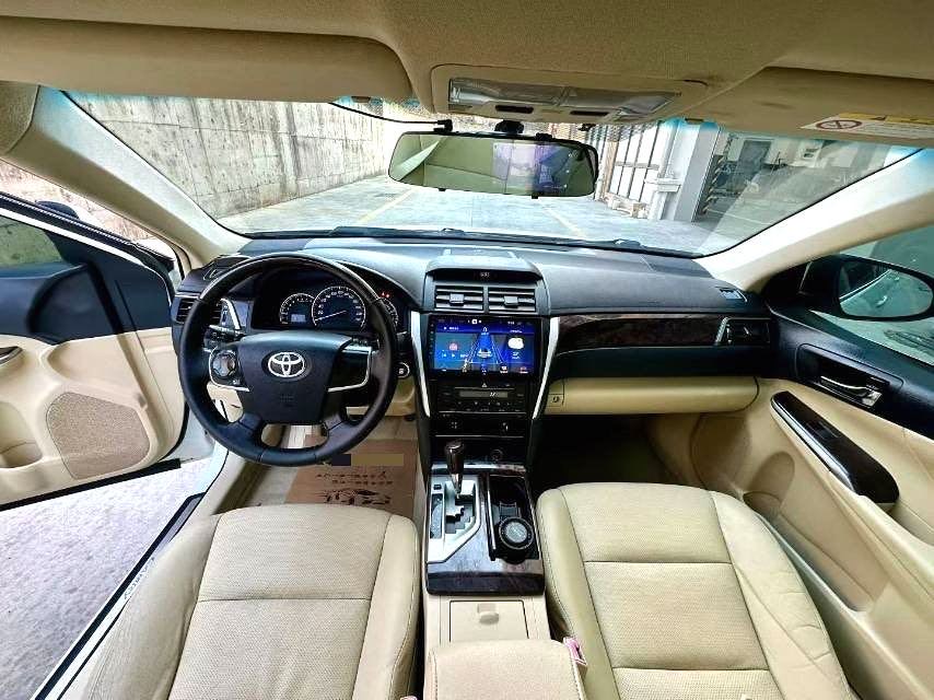 Toyota Camry 2.0G Lead