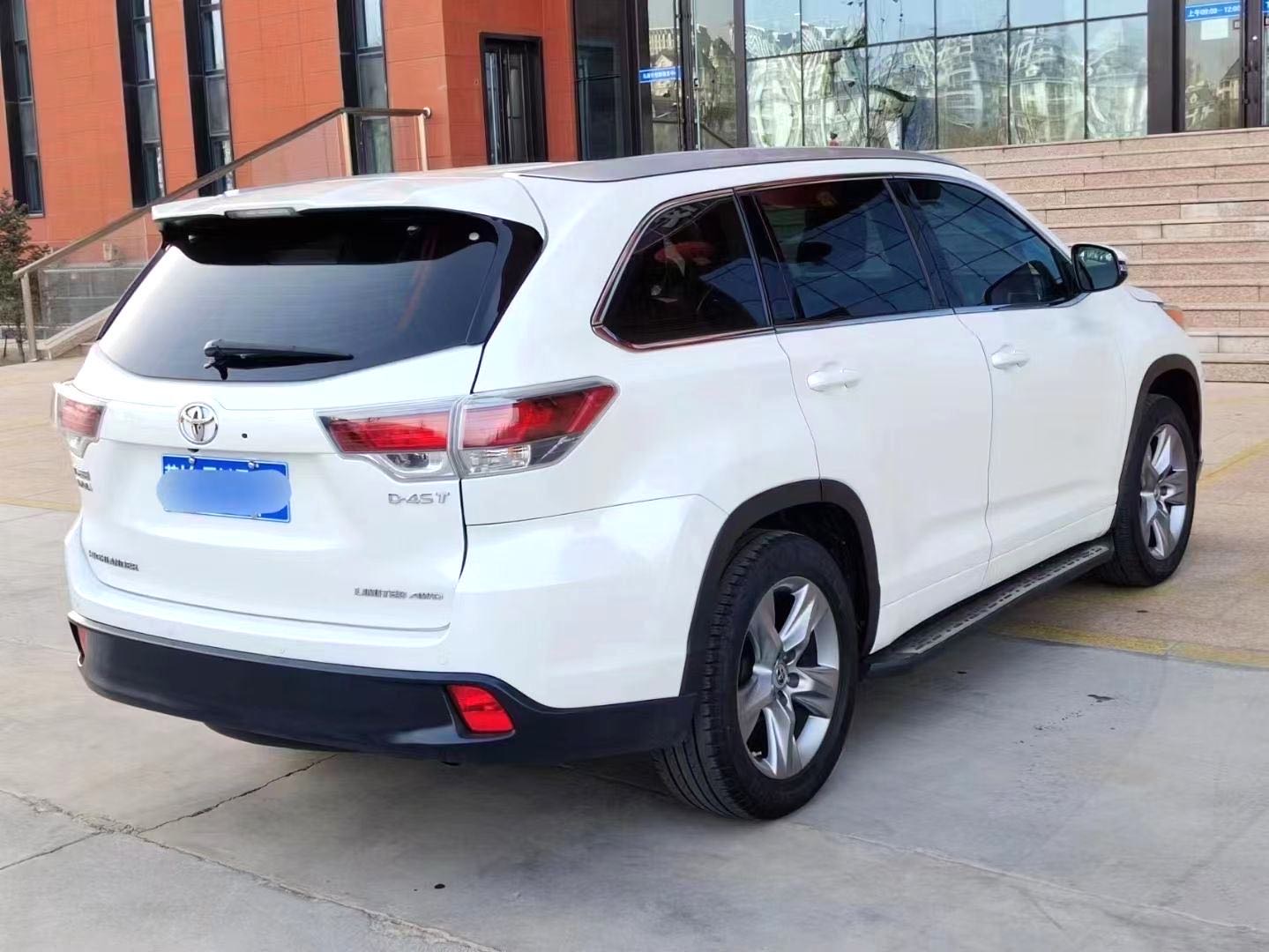 Toyota Highlander 2.0T 4WD 7 Seats