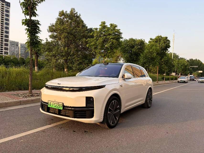 Li Auto L (Liter) 7 Max