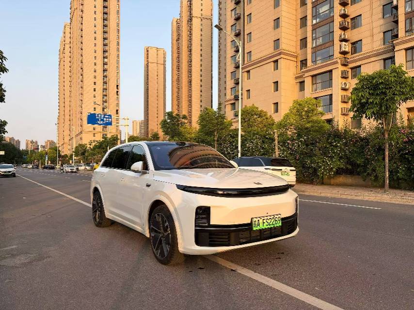 Li Auto L (Liter) 7 Max