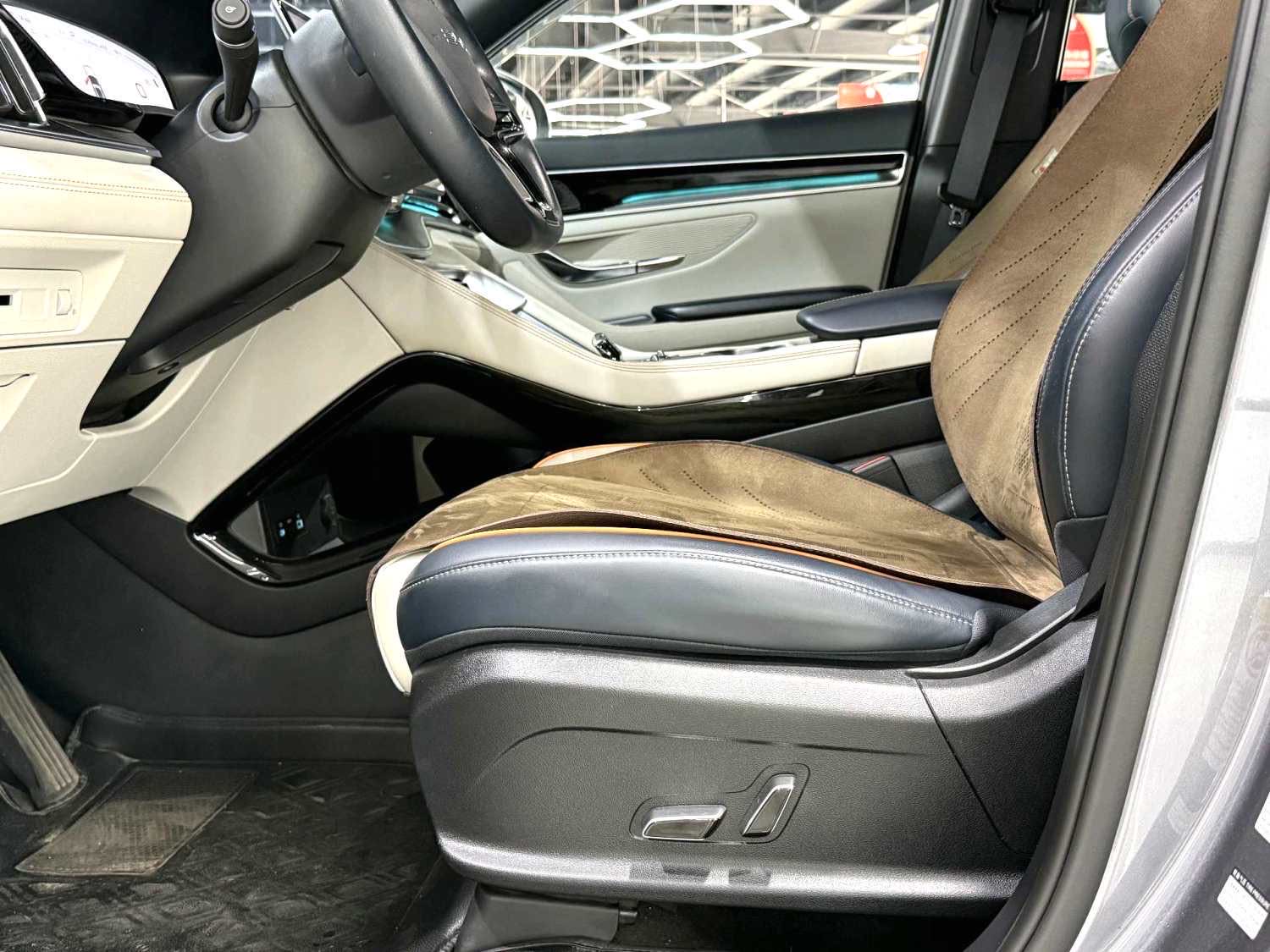 BYD PLUS New Energy DM i 110 км — флагманская модель