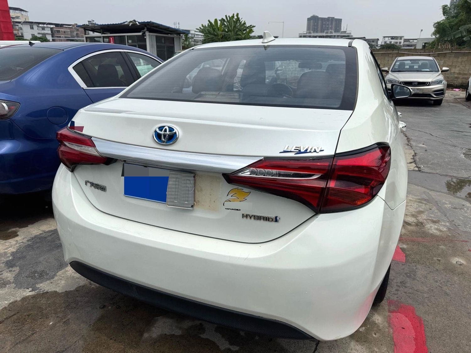 雷凌 Model Year 双擎 1.8H GS E CVT 精英天窗版