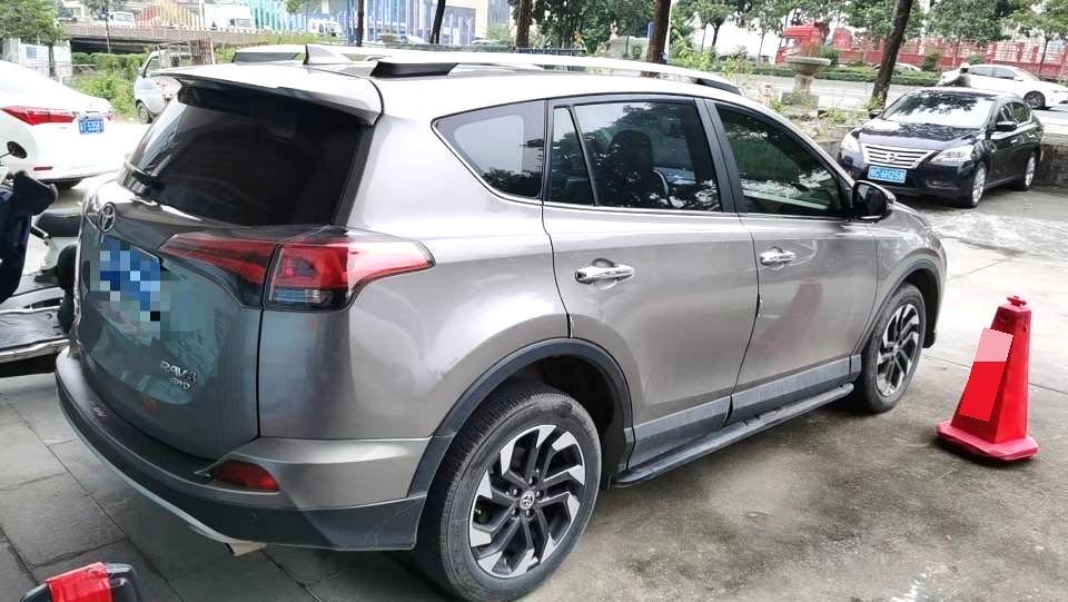 Toyota RAV 4 2.5L Automatic4WD i Version