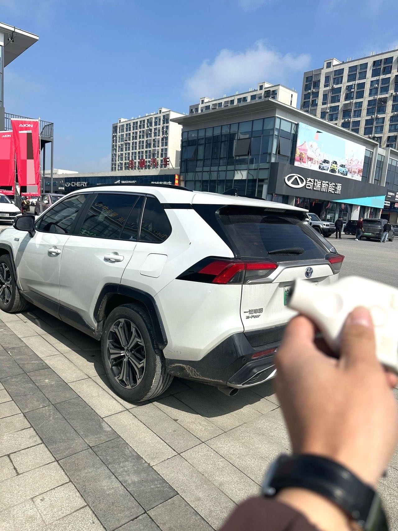 RAV 4 荣放双擎 E Model Year 2.5L 四驱旗舰 Pro