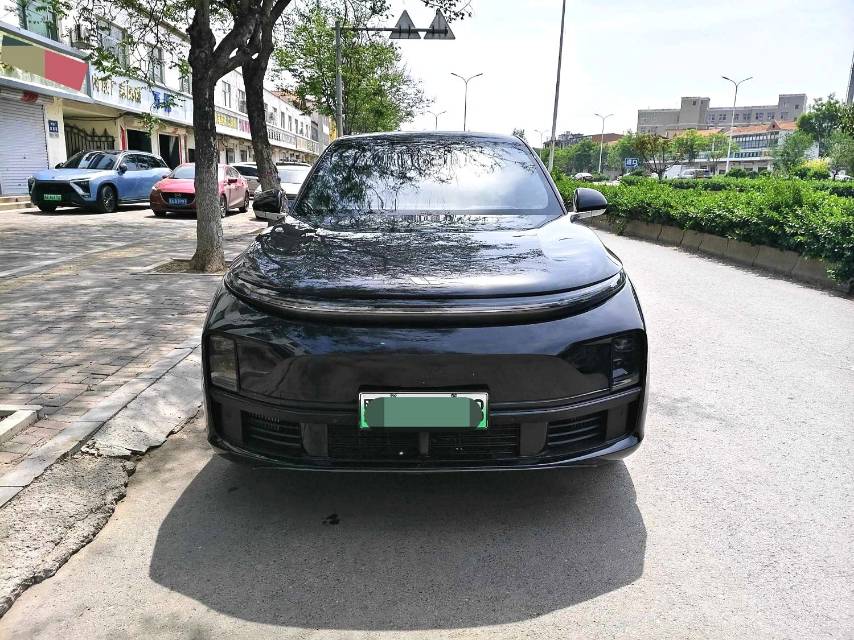 Li Auto L (Liter) 7 Pro