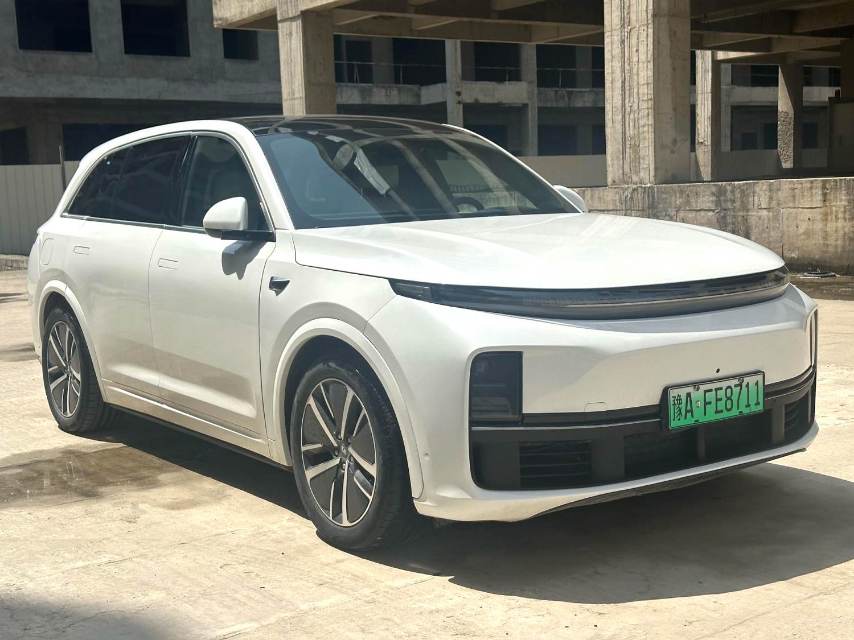 Li Auto L (Liter) 7 Pro
