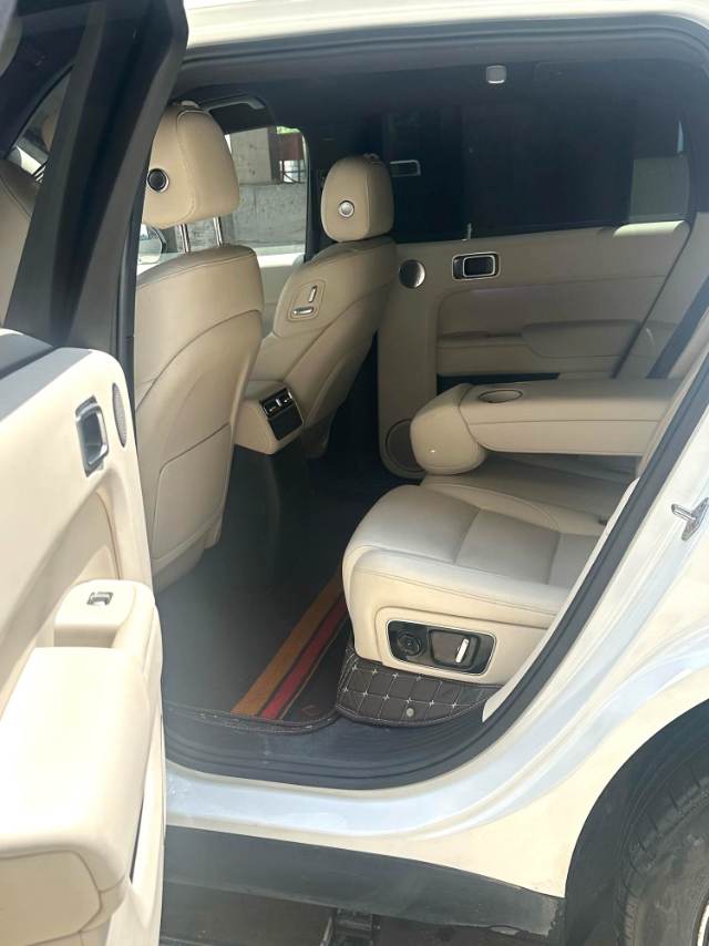 Li Auto L (Liter) 7 Pro