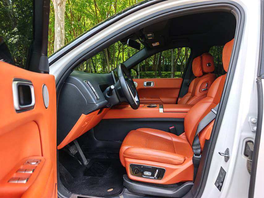 Li Auto L (Liter) 7 Pro