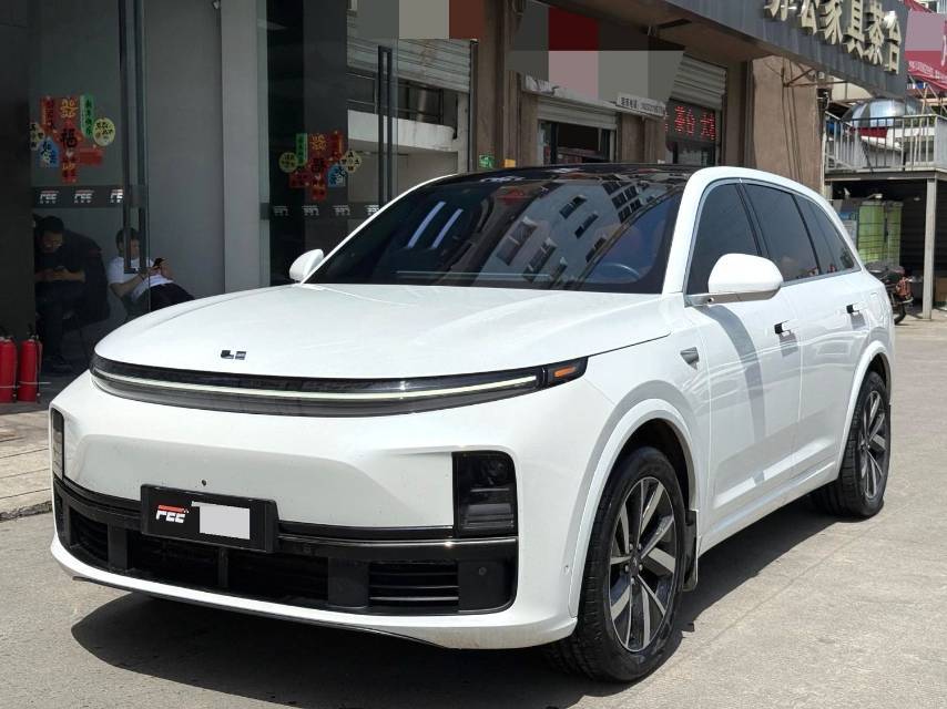 Li Auto L (Liter) 7 Pro