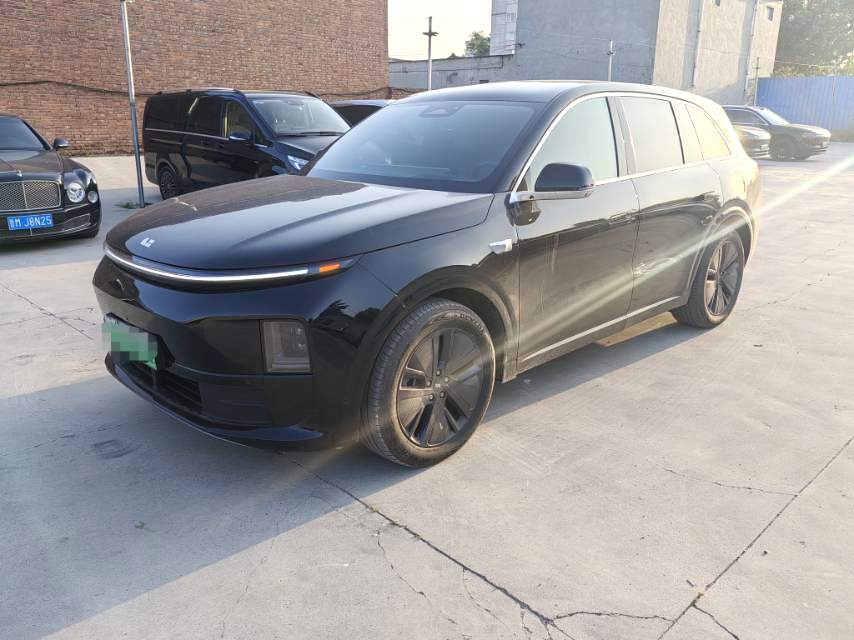 Li Auto L (Liter) 6 Pro
