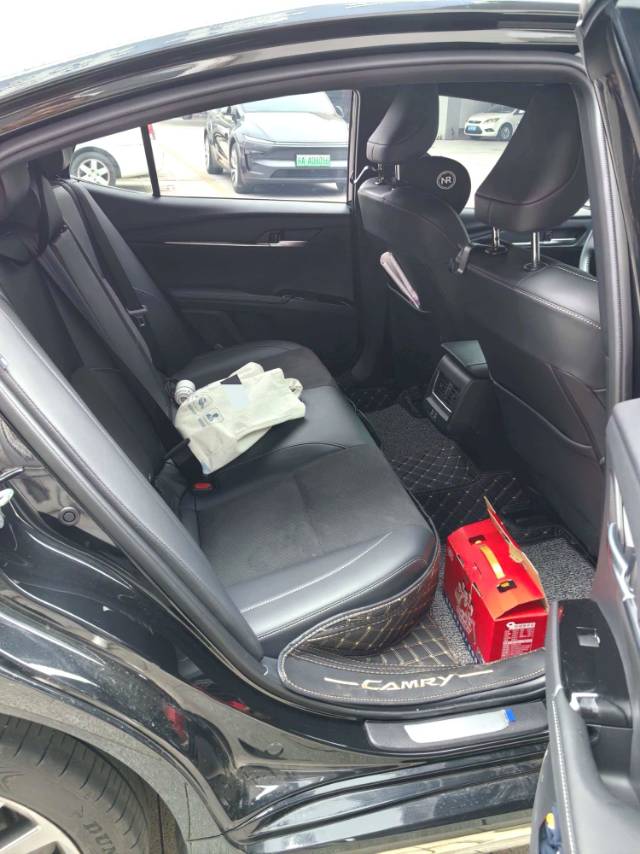 Toyota Camry Hybrid 2.0HG