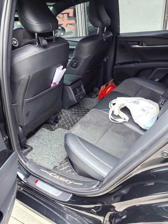 Toyota Camry Hybrid 2.0HG