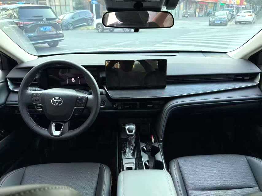 凯美瑞 Model Year 双擎 2.0HSE 运动 Lite Version