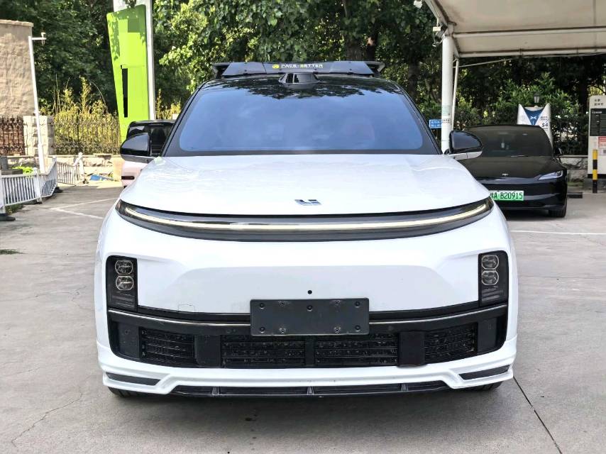 Li Auto L (Liter) 7 MAX