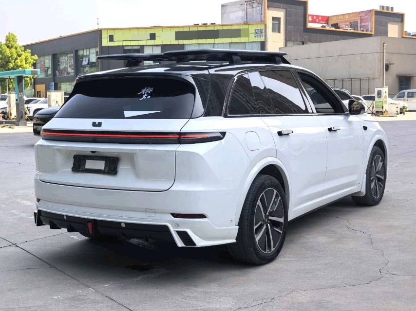 Li Auto L (Liter) 7 MAX