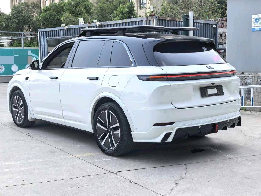 Li Auto L (Liter) 7 MAX