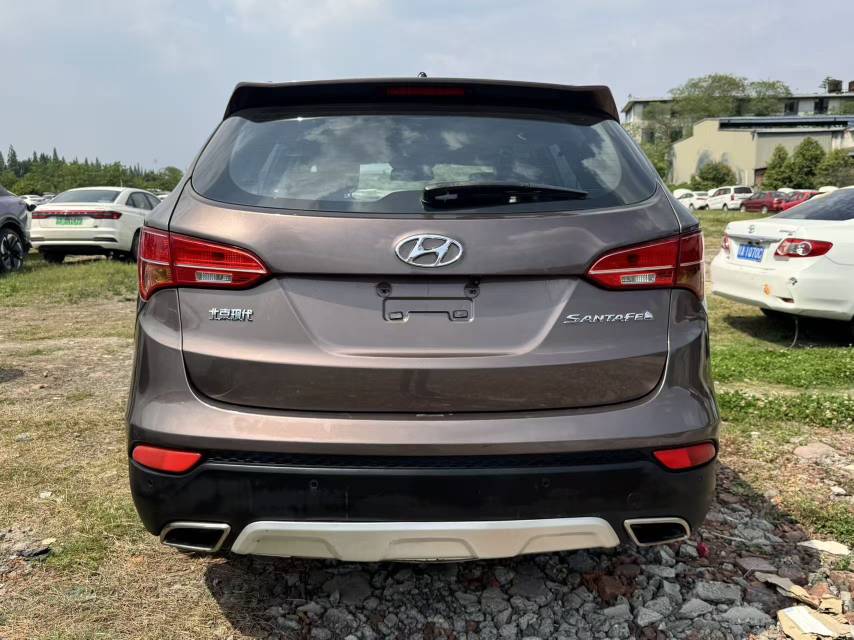 胜达 Model Year 2.4L 自动两驱智能型