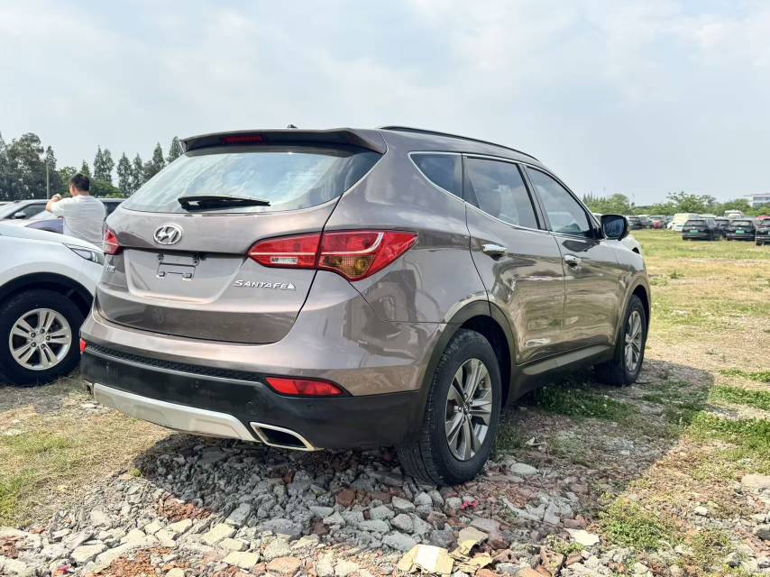 胜达 Model Year 2.4L 自动两驱智能型