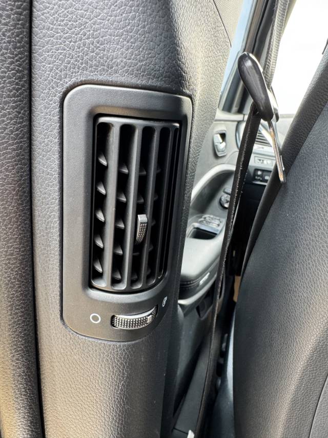 胜达 Model Year 2.4L 自动两驱智能型