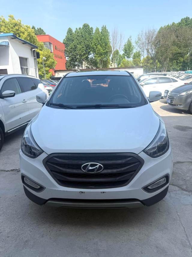 北京现代 ix 35 Model Year 2.0L 自动两驱舒适型 GL 国 IV