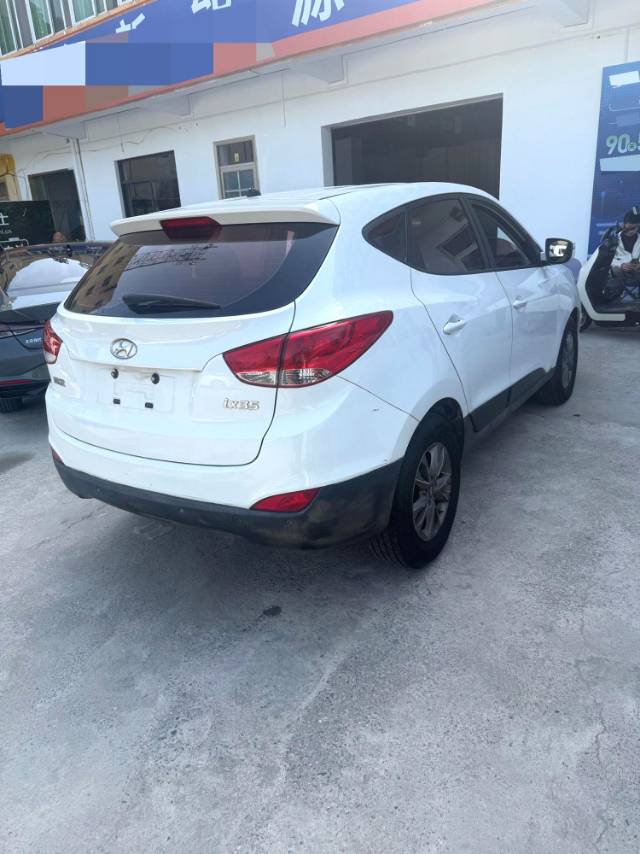 北京现代 ix 35 Model Year 2.0L 自动两驱舒适型 GL 国 IV
