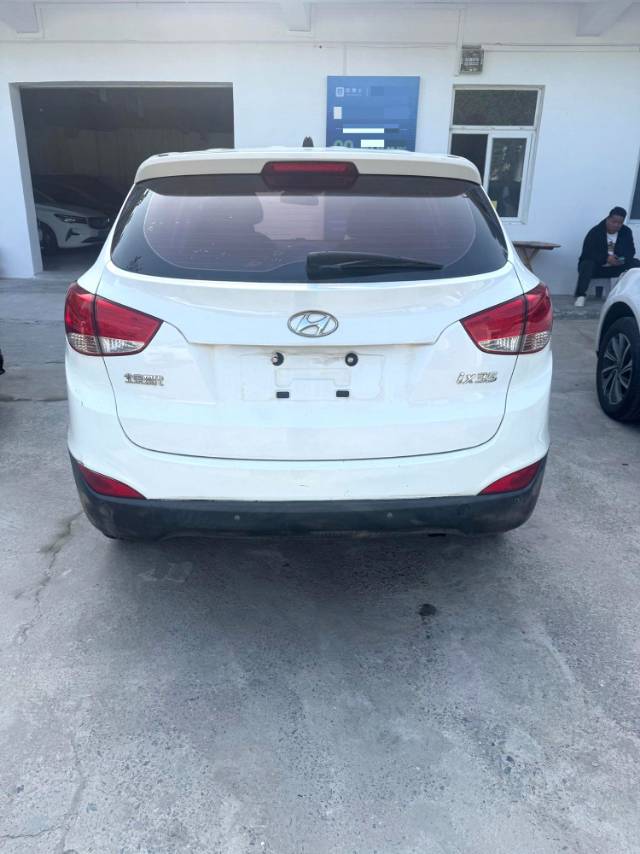北京现代 ix 35 Model Year 2.0L 自动两驱舒适型 GL 国 IV