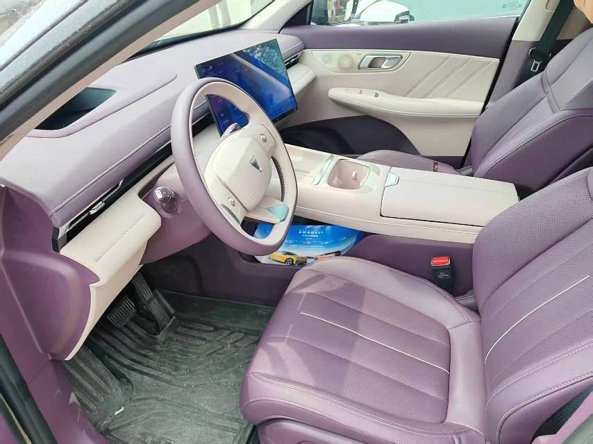 深蓝 S 07 Model Year 550Max 华为乾崑 ADS SE Version