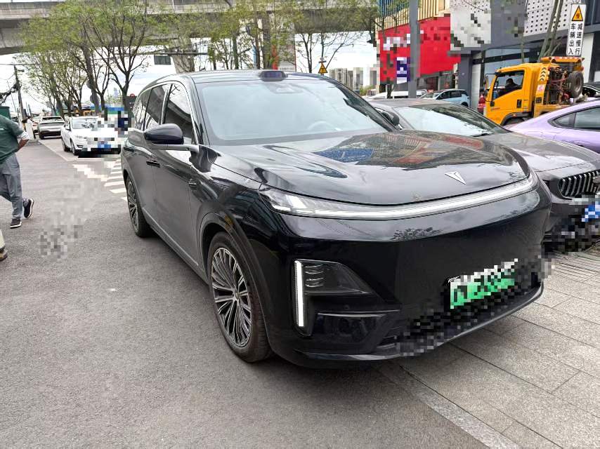 深蓝 S 09 Model Year 4WD Ultra 高定版