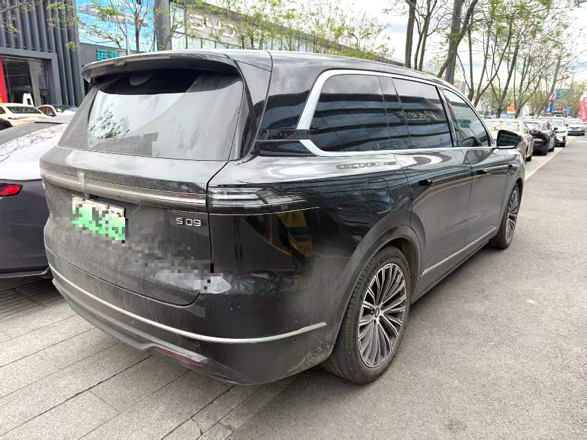 深蓝 S 09 Model Year 4WD Ultra 高定版
