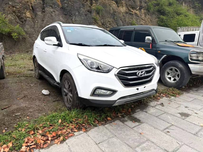 Hyundai ix 35 2,0 л, АКПП, 2WD, Комфорт IV