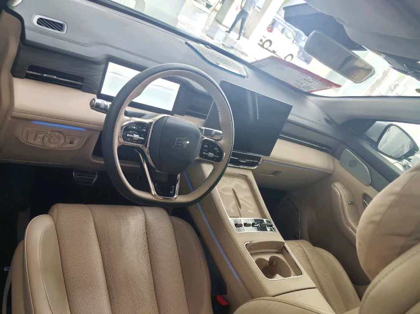 Jetour L (литр) 9 1.5TD 2DHT Flagship 6 мест
