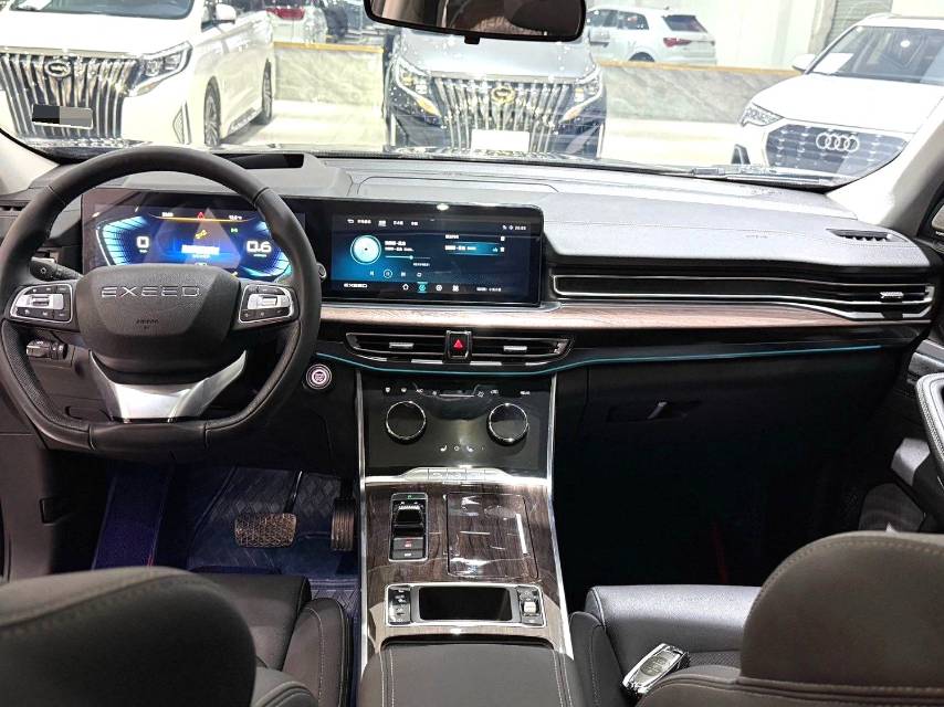 星途揽月 Model Year 400T 两驱星睿 Pro Version 7 Seats