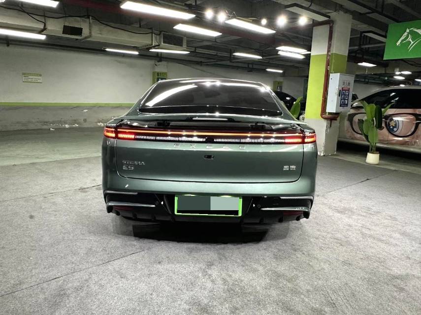 星纪元 ES Model Year Electric Pro 城区辅助驾驶 77kWh