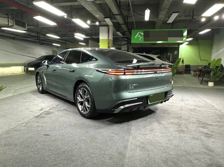 星纪元 ES Model Year Electric Pro 城区辅助驾驶 77kWh