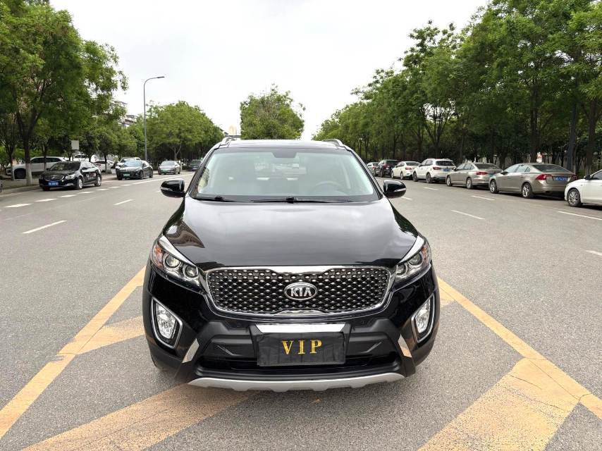 索兰托 车型年份 索兰托 L (升) 2.4L 汽油 四驱 精英版 7座 国IV
