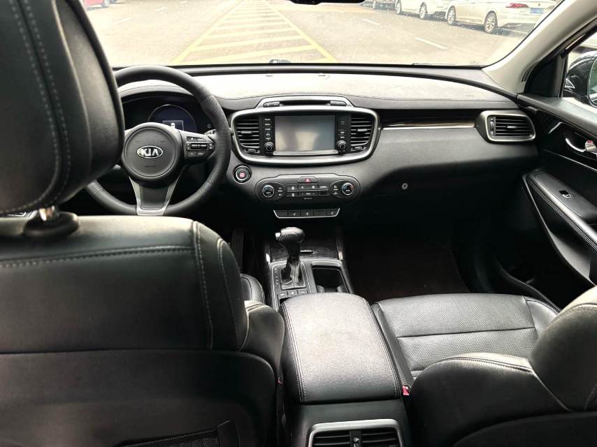 索兰托 车型年份 索兰托 L (升) 2.4L 汽油 四驱 精英版 7座 国IV
