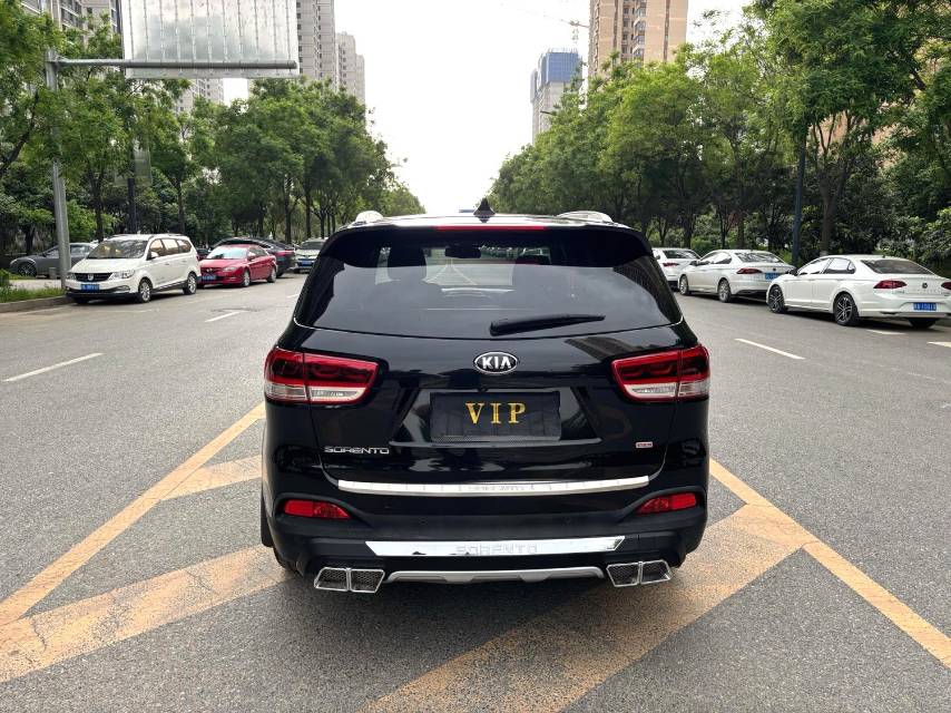 索兰托 车型年份 索兰托 L (升) 2.4L 汽油 四驱 精英版 7座 国IV