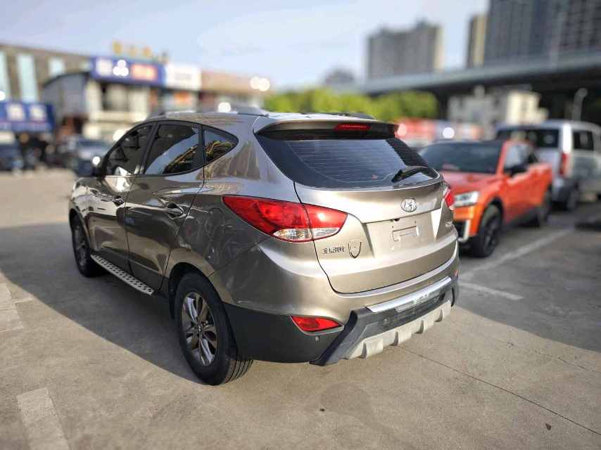 Hyundai ix 35 2,0 л, АКПП, 2WD, Комфорт IV
