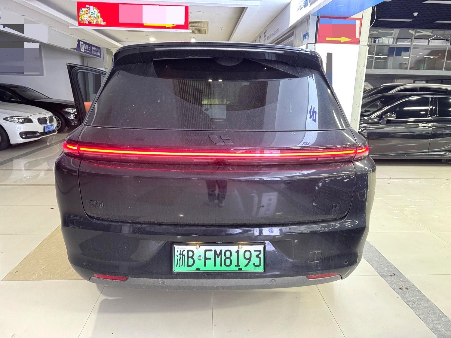 Li Auto L (Liter) 8 Pro
