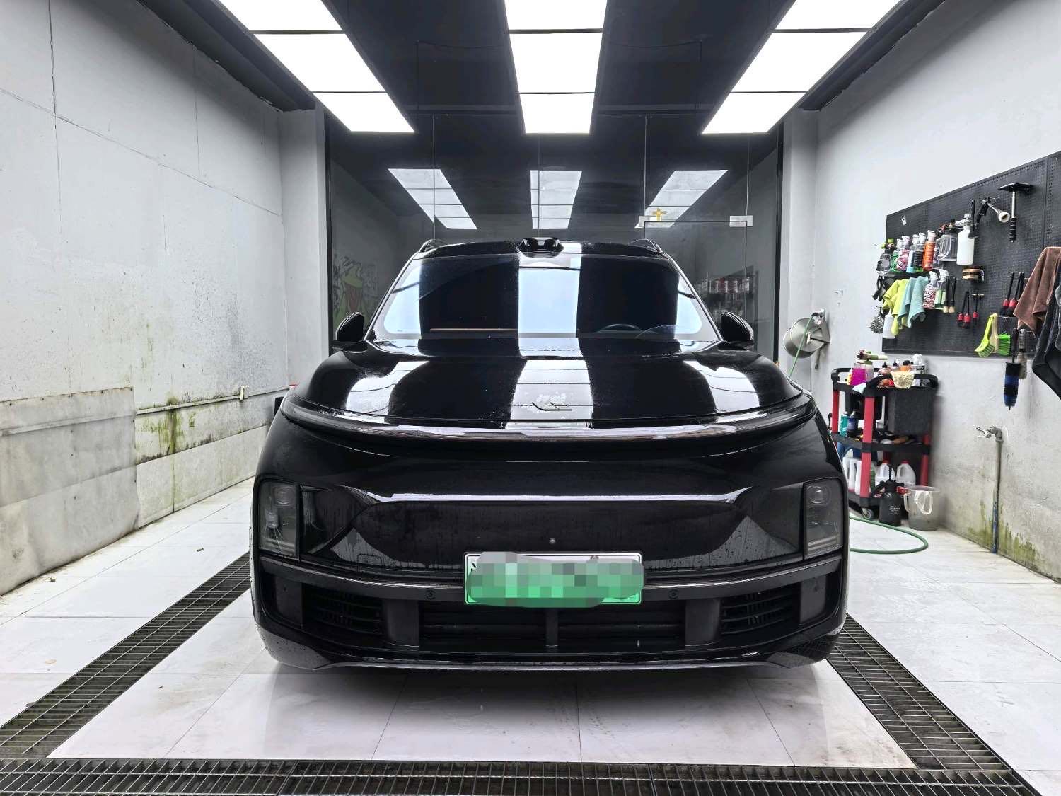 Li Auto L (Liter) 8 Air
