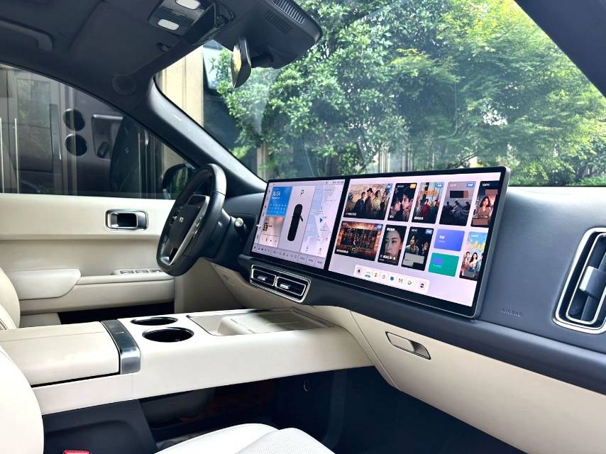 Li Auto L (Liter) 8 Pro