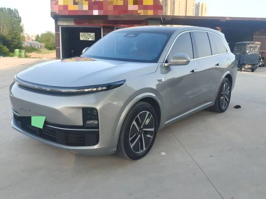 Li Auto L (Liter) 8 Pro